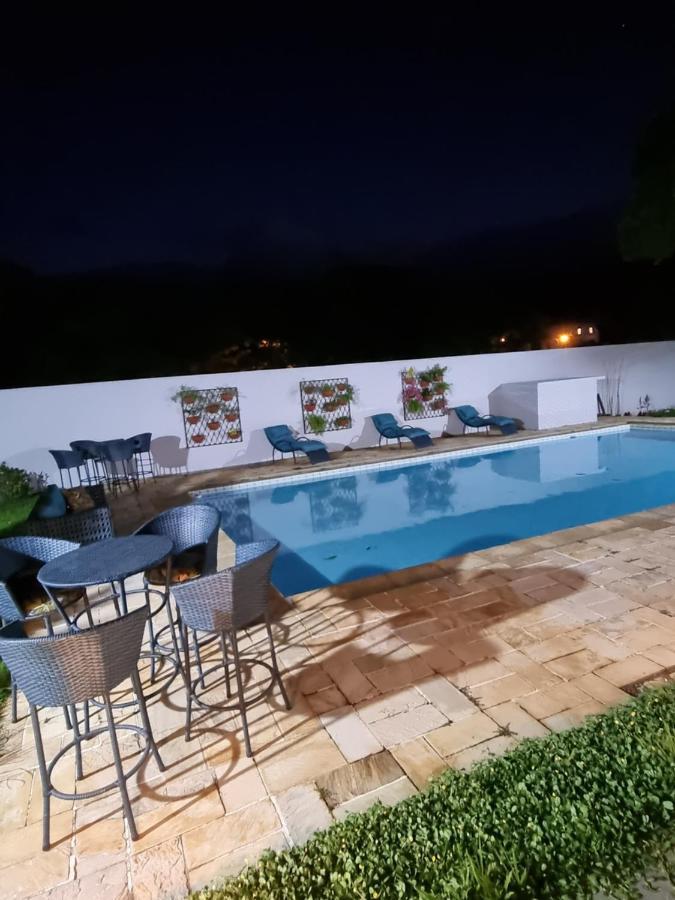 Casa Dom Quixote, Pequena Chacara No Centro Da Cidade Villa อาทิบายา ภายนอก รูปภาพ