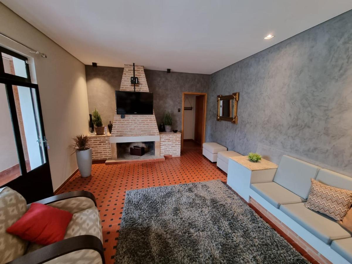 Casa Dom Quixote, Pequena Chacara No Centro Da Cidade Villa อาทิบายา ภายนอก รูปภาพ