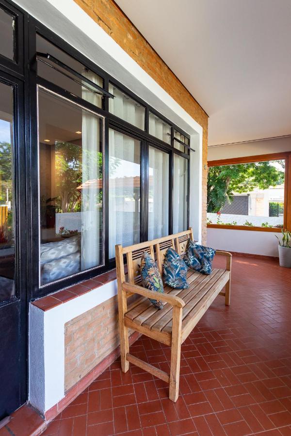 Casa Dom Quixote, Pequena Chacara No Centro Da Cidade Villa อาทิบายา ภายนอก รูปภาพ